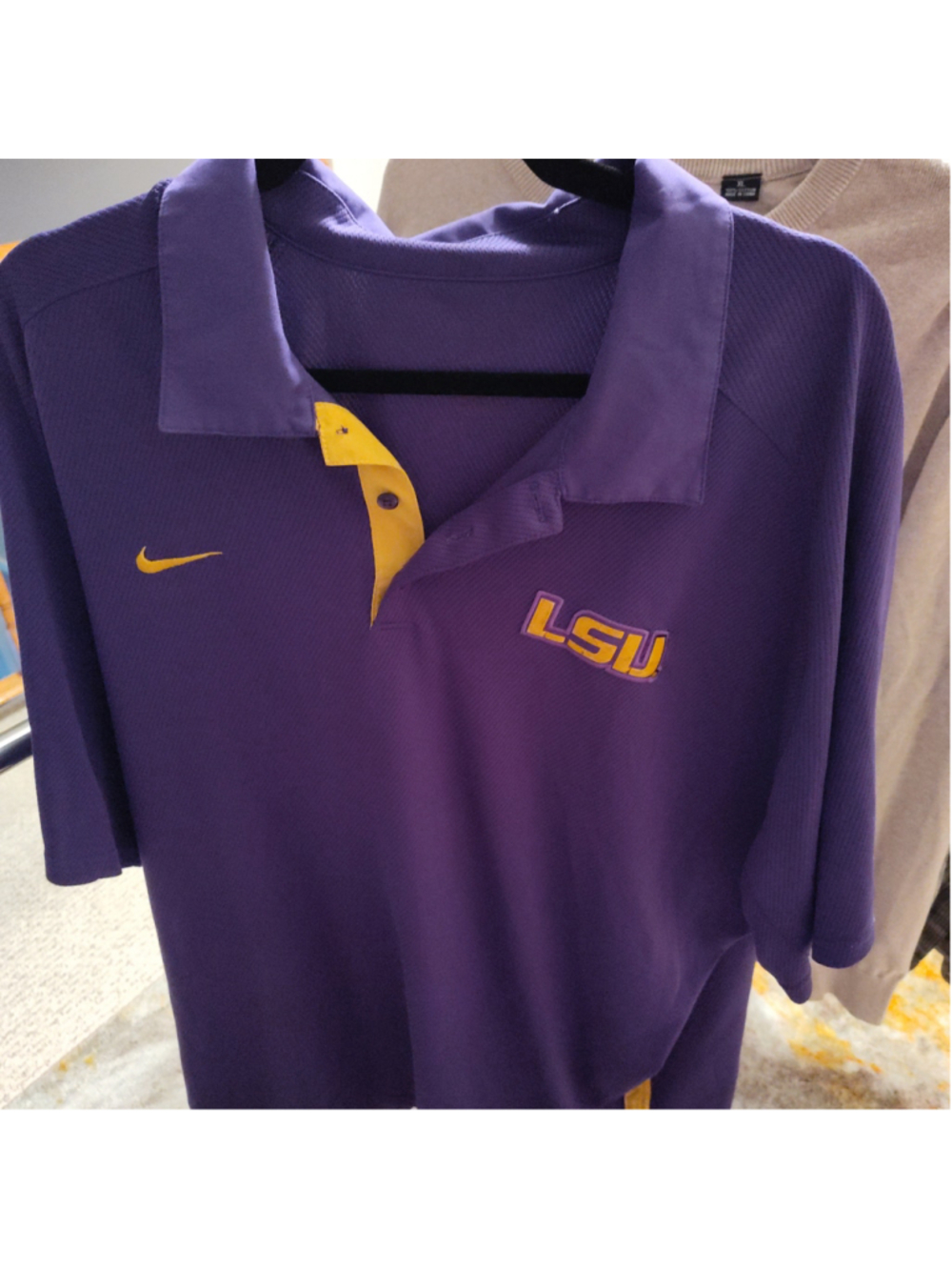 Lot of Nine Men Tops Sizes XL and XXL - Picture 8 of 16